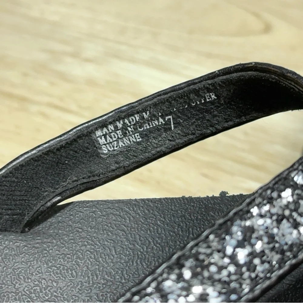 YELLOWBOX BLACK Mellow Mat SILVER BEADED Sandals WOMENS 7 Suzanne - Picture 7 of 9